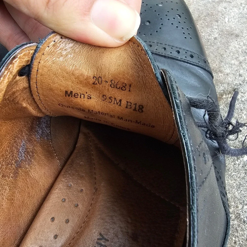 Johnston & Murphy 9.5 Cap Toe Dress Shoes Black‎ Leather Brogue Oxfords Work